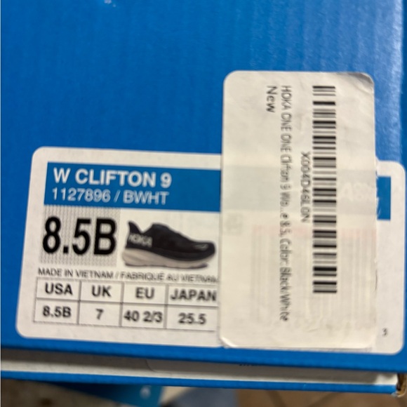 HOKA Clifton 9 women’s size 8.5B Running Shoes - Picture 6 of 6